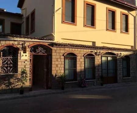 Hotel Konak *